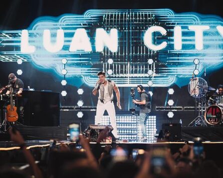 Luan Santana apresenta turnê “Luan City” em Cuiabá