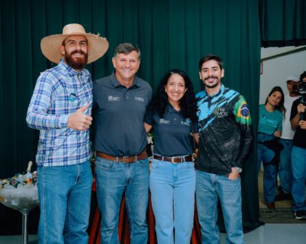 Primos Agro atraem público na 17ª Parecis SuperAgro e destacam humor como ferramenta de aproximação do agronegócio