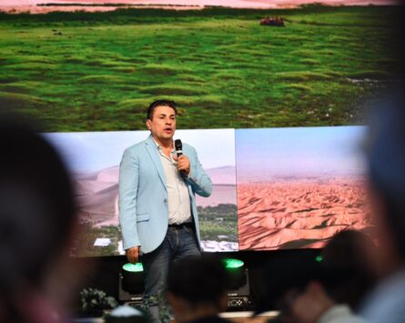 Inteligência artificial e “educação à prova de robôs” marcam palestra de Gil Giardelli na Arinos Show Agro